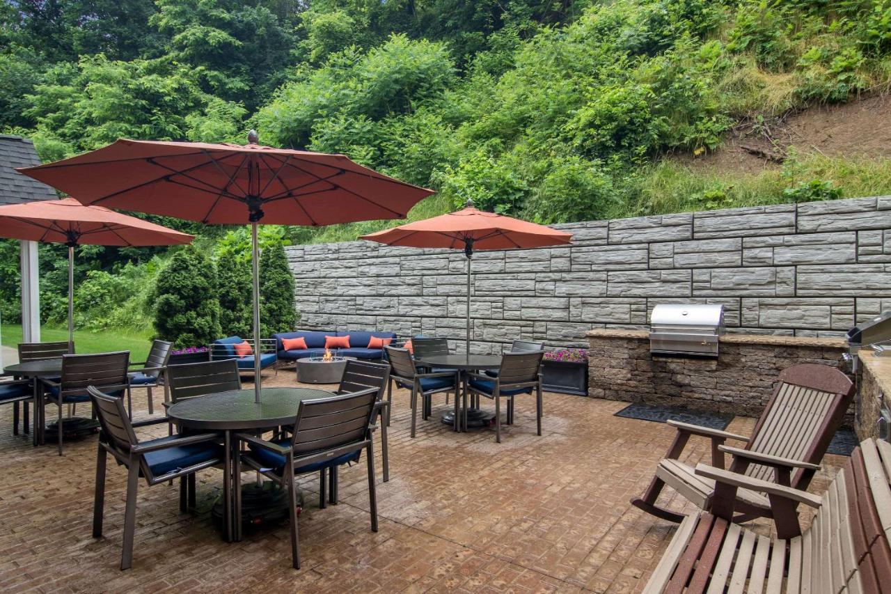 Sleep Inn & Suites Steubenville At The University Exterior foto