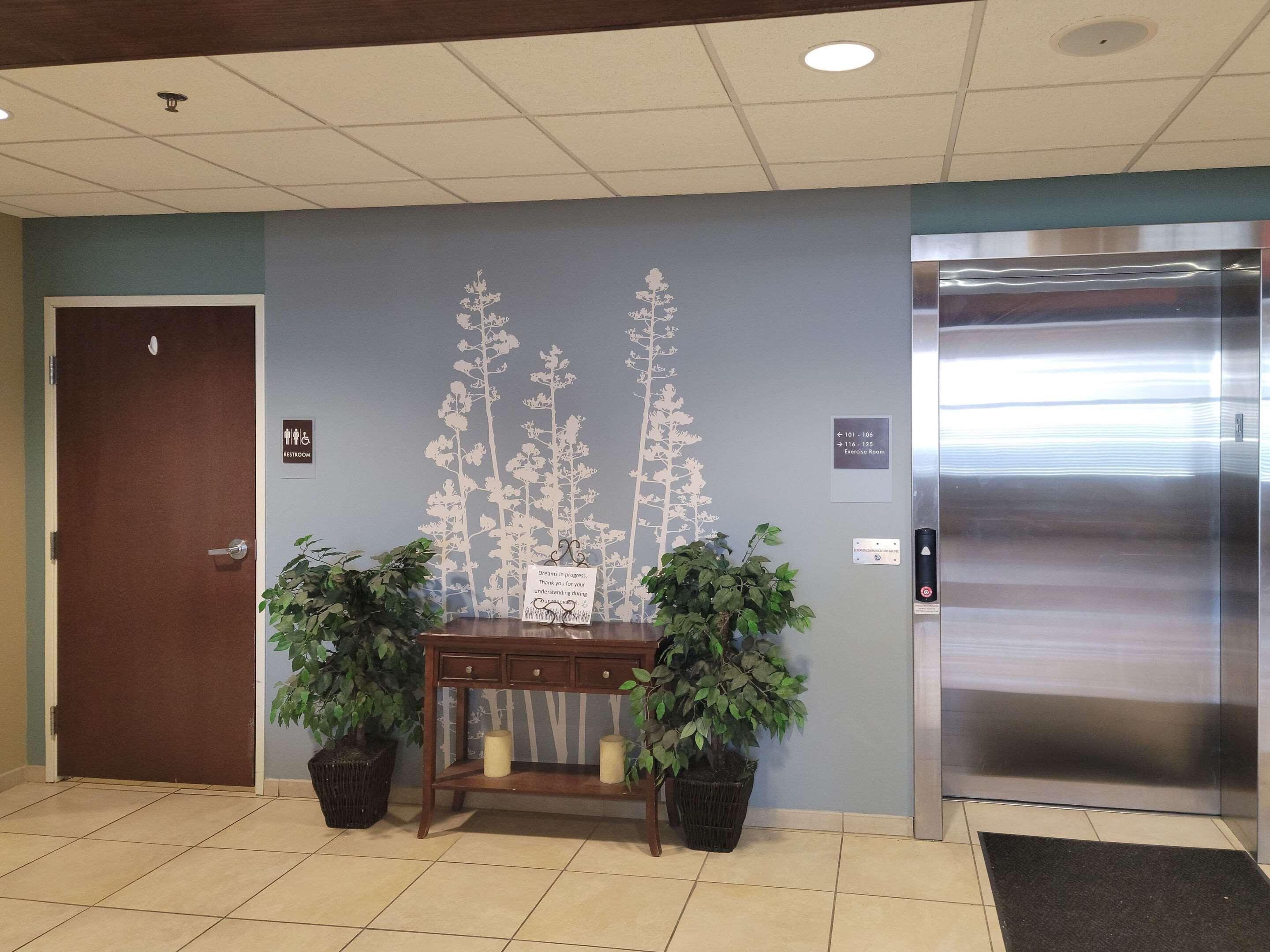 Sleep Inn & Suites Steubenville At The University Exterior foto